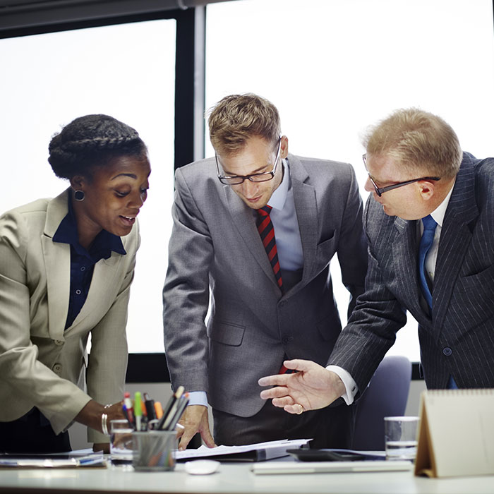 5 Leadership and Management Workshops to Help You Lead with Confidence